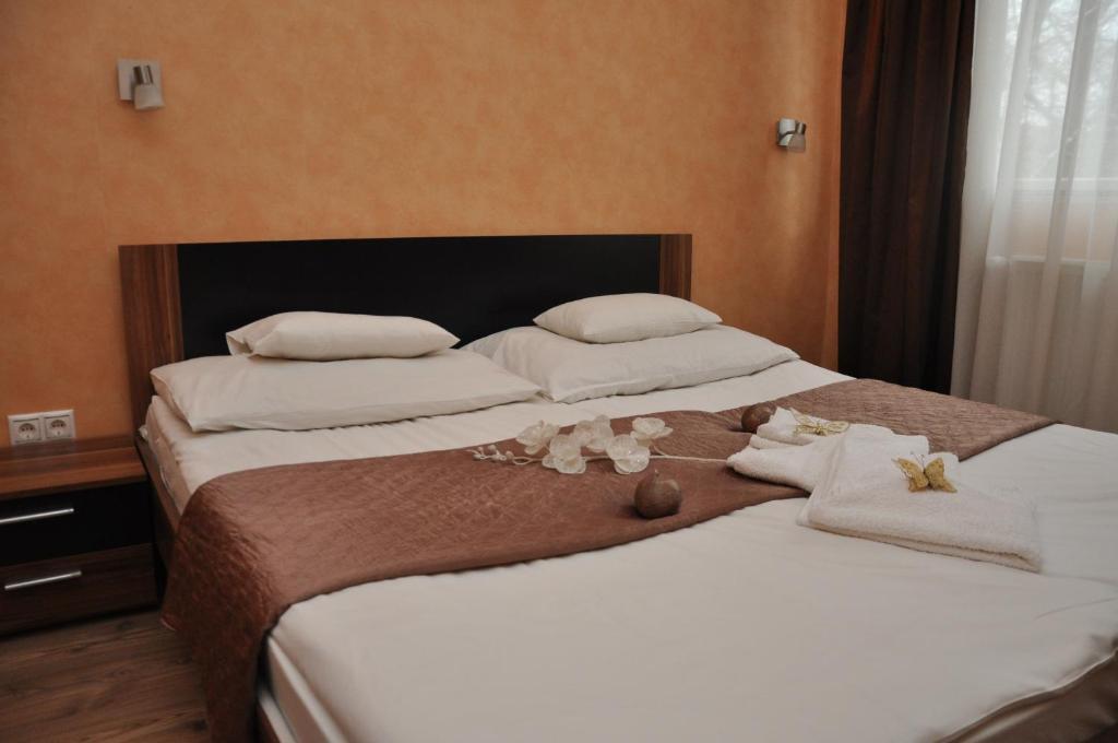 Bed and Breakfast Harmony Panzio Hajdúszoboszló Zimmer foto