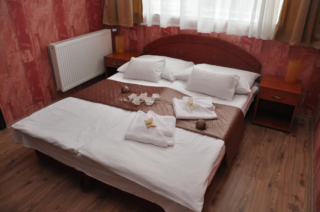 Bed and Breakfast Harmony Panzio Hajdúszoboszló Zimmer foto